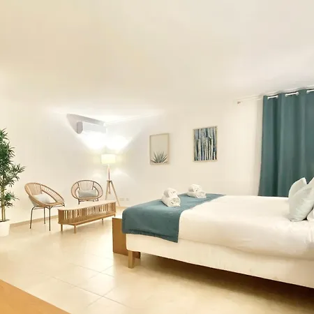 Modern House By Lovelystay * Carvoeiro (Lagoa)